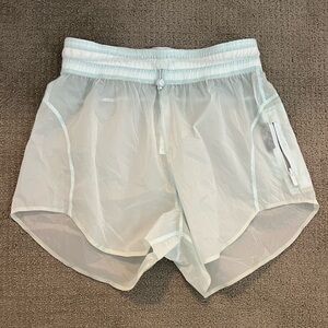 Lululemon Step Out Shorts Size 6